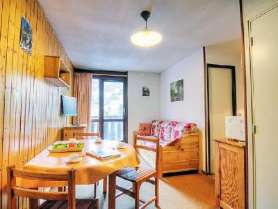 Rent in ski resort 1 room apartment 4 people (8) - L'Astragale - Les Menuires - Living room