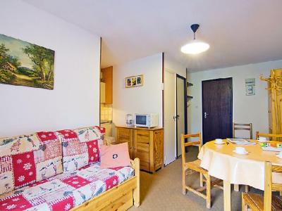 Skiverleih 1-Zimmer-Appartment für 4 Personen (8) - L'Astragale - Les Menuires - Wohnzimmer