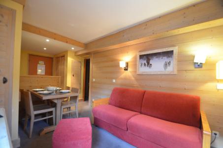 Skiverleih 2-Zimmer-Appartment für 4 Personen (104) - La Résidence Aconit - Les Menuires - Wohnzimmer