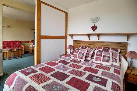 Rent in ski resort 3 room apartment 6 people (607) - La Résidence Burons - Les Menuires - Bedroom