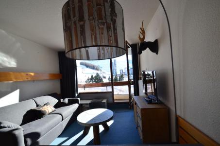 Ski verhuur Appartement 2 kamers 4 personen (223) - La Résidence Chavière - Les Menuires - Woonkamer