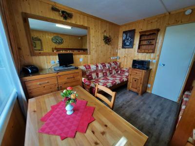 Rent in ski resort Studio 2 people (729) - La Résidence Chavière - Les Menuires - Living room
