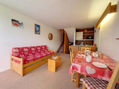 Rent in ski resort 2 room duplex apartment 5 people (612) - La Résidence Côte Brune - Les Menuires - Living room