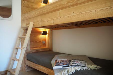 Rent in ski resort 4 room duplex apartment 8 people (806) - La Résidence Grande Masse - Les Menuires - Bedroom