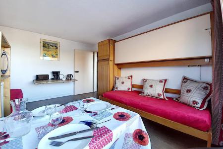 Rent in ski resort 2 room apartment 4 people (128) - La Résidence la Chavière - Les Menuires - Living room