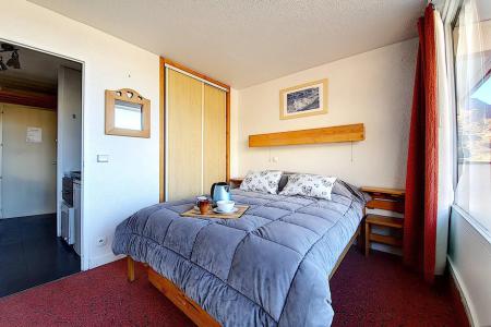 Rent in ski resort 2 room apartment 4 people (728) - La Résidence la Chavière - Les Menuires - Bedroom