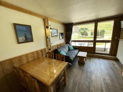 Rent in ski resort Studio 4 people (109) - La Résidence Lac du Lou - Les Menuires - Living room