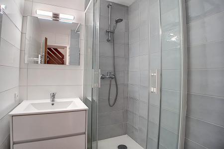 Location au ski Appartement duplex 3 pièces 6 personnes (712) - La Résidence le Necou - Les Menuires - Salle de douche