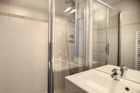 Alquiler al esquí Apartamento cabina para 4 personas (411) - La Résidence le Sarvan - Les Menuires - Cuarto de ducha