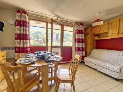 Rent in ski resort Studio cabin 4 people (0602) - La Résidence le Sarvan - Les Menuires - Living room