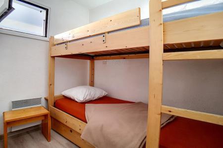 Rent in ski resort Studio cabin 4 people (224) - La Résidence le Sorbier - Les Menuires - Bedroom