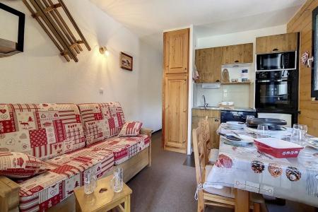 Rent in ski resort Studio cabin 4 people (225) - La Résidence le Sorbier - Les Menuires - Living room