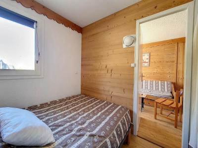 Skiverleih 2-Zimmer-Holzhütte für 5 Personen (109) - La Résidence le Villaret - Les Menuires - Schlafzimmer