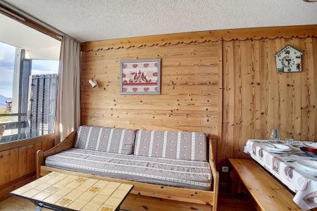 Skiverleih 2-Zimmer-Holzhütte für 5 Personen (109) - La Résidence le Villaret - Les Menuires - Wohnzimmer