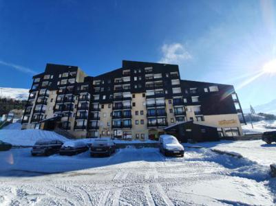 Soggiorno sugli sci Appartamento 2 stanze con cabina per 4 persone (508) - La Résidence le Villaret - Les Menuires - Esteriore inverno