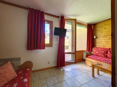 Rent in ski resort Studio cabin 4 people (225) - La Résidence le Villaret - Les Menuires - Bedroom