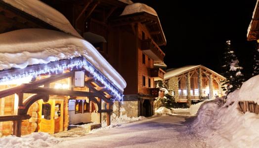 Ski verhuur La Résidence les Alpages de Reberty - Les Menuires - Buiten winter