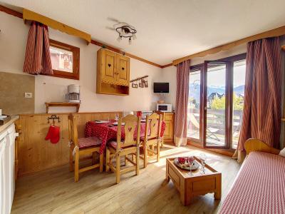 Rent in ski resort 2 room apartment 4 people (324) - La Résidence les Balcons d'Olympie - Les Menuires - Living room