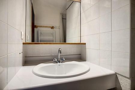 Rent in ski resort 2 room apartment 4 people (746) - La Résidence les Balcons d'Olympie - Les Menuires - Shower room