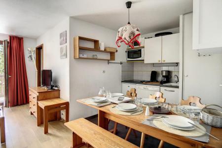 Rent in ski resort 2 room apartment cabin 6 people (0109) - La Résidence les Balcons d'Olympie - Les Menuires - Kitchen