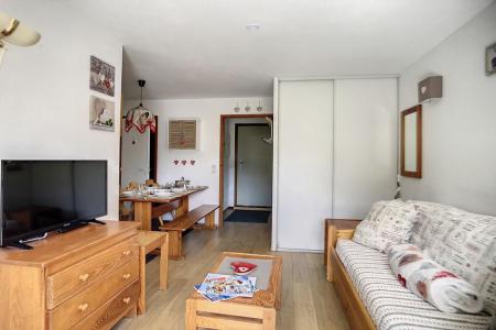 Rent in ski resort 2 room apartment cabin 6 people (0109) - La Résidence les Balcons d'Olympie - Les Menuires - Living room