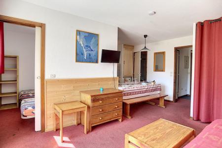Rent in ski resort 2 room apartment cabin 6 people (320) - La Résidence les Balcons d'Olympie - Les Menuires - Living room