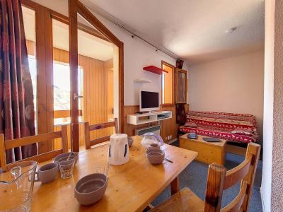 Rent in ski resort Studio 3 people (050) - La Résidence les Carlines - Les Menuires - Living room