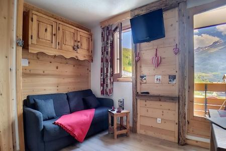Rent in ski resort Studio sleeping corner 4 people (019) - La Résidence les Carlines - Les Menuires - Living room