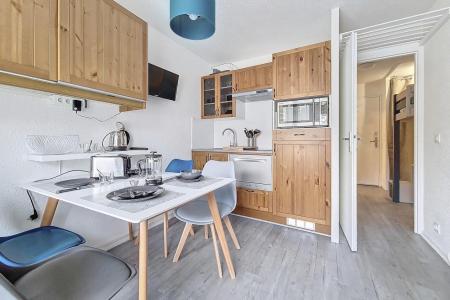 Skiverleih Studio Schlafnische 4 Personen (14) - La Résidence les Gentianes - Les Menuires - Wohnzimmer