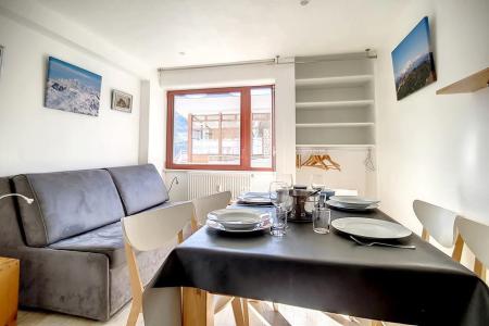 Rent in ski resort 2 room apartment 5 people (A3) - La Résidence les Lauzes - Les Menuires - Living room