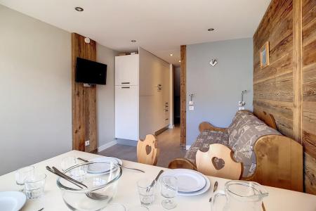 Rent in ski resort 2 room duplex apartment 5 people (C14) - La Résidence les Lauzes - Les Menuires - Living room