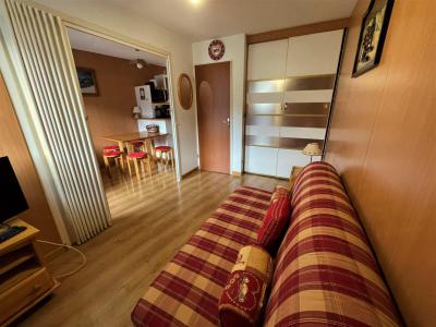 Rent in ski resort Studio sleeping corner 4 people (31) - La Résidence les Mélèzes - Les Menuires - Living room