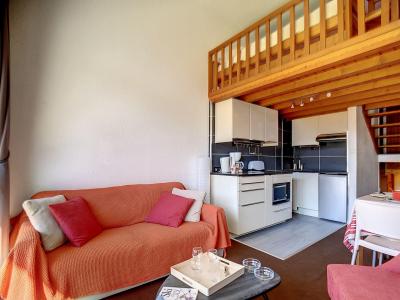 Rent in ski resort 2 room duplex apartment 4 people (720) - La Résidence Nant Benoit - Les Menuires - Living room