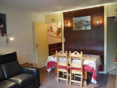 Rent in ski resort 3 room apartment 6 people (65) - La Résidence Oisans - Les Menuires - Apartment
