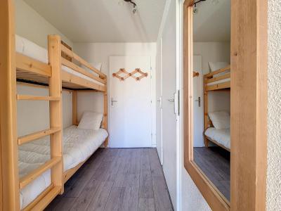 Rent in ski resort 1 room apartment 4 people (2708) - La Résidence Ski Soleil - Les Menuires - Apartment