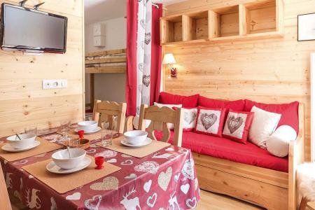 Ski verhuur Appartement 2 kamers bergnis 4 personen (2102) - La Résidence Ski Soleil - Les Menuires - Woonkamer