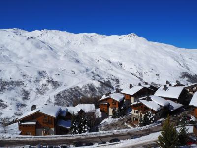 Ski verhuur Le Hameau de la Sapinière - Chalet Cembro - Les Menuires - Buiten winter