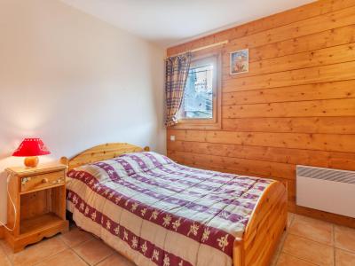 Rent in ski resort 4 room apartment 7 people (1) - Le Hameau des Marmottes - Les Menuires - Apartment