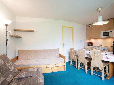 Skiverleih 2-Zimmer-Appartment für 6 Personen (3) - Le Médian - Les Menuires - Wohnzimmer