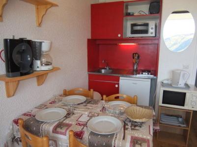 Ski verhuur Appartement 1 kamers 4 personen (4) - Le Médian - Les Menuires - Woonkamer