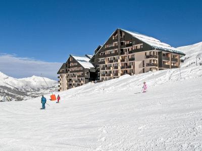 Ski verhuur Le Sarvan - Les Menuires - Buiten winter