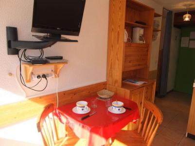 Wynajem na narty Apartament 1 pokojowy 3 osób (1) - Le Sarvan - Les Menuires - Pokój gościnny