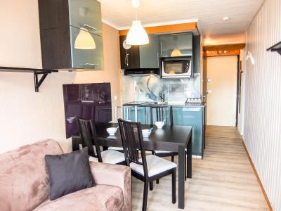 Rent in ski resort 2 room apartment 4 people (8) - Le Villaret - Les Menuires - Apartment