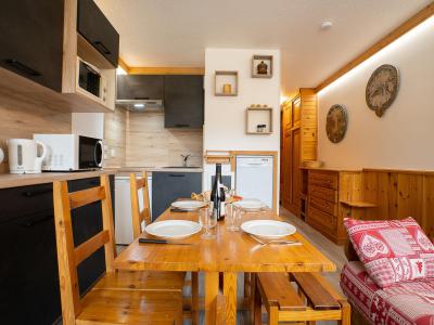 Rent in ski resort 2 room apartment 4 people (36) - Les Asters - Les Menuires - Apartment
