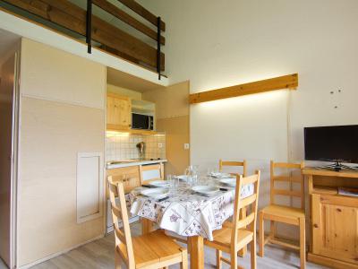 Rent in ski resort 2 room apartment 6 people (10) - Les Asters - Les Menuires - Apartment