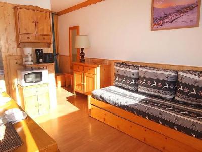 Ski verhuur Appartement 2 kamers 6 personen (27) - Les Asters - Les Menuires - Woonkamer