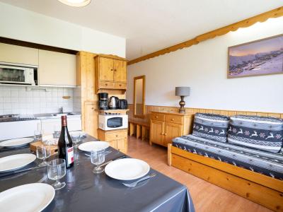 Ski verhuur Appartement 2 kamers 6 personen (27) - Les Asters - Les Menuires - Woonkamer