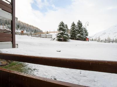 Rent in ski resort 2 room apartment 5 people (1) - Les Burons - Les Menuires - Winter outside