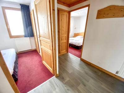 Location au ski Appartement 3 pièces 6 personnes - Les Chalets de l'Adonis - Les Menuires - Couloir