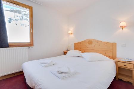 Skiverleih Les Chalets de l'Adonis - Les Menuires - Schlafzimmer